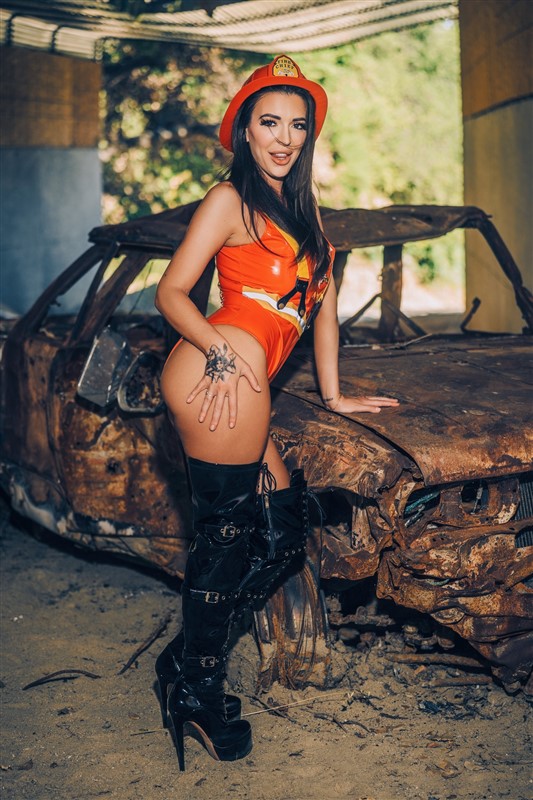 Elizabeth Skylar escort provider